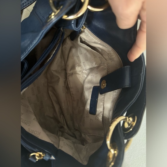 Michael Kors leather tote - Picture 3 of 7